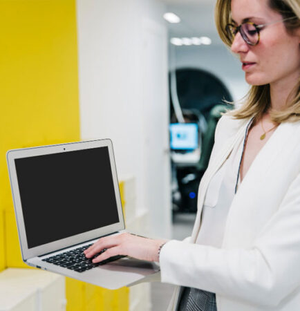 Laptop and Desktop on Rent in Vapi