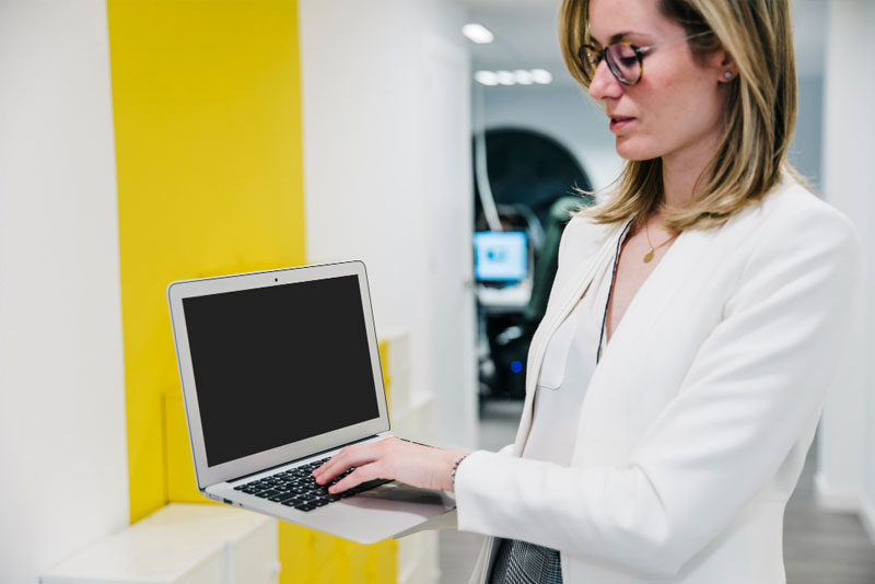 Laptop and Desktop on Rent in Vapi